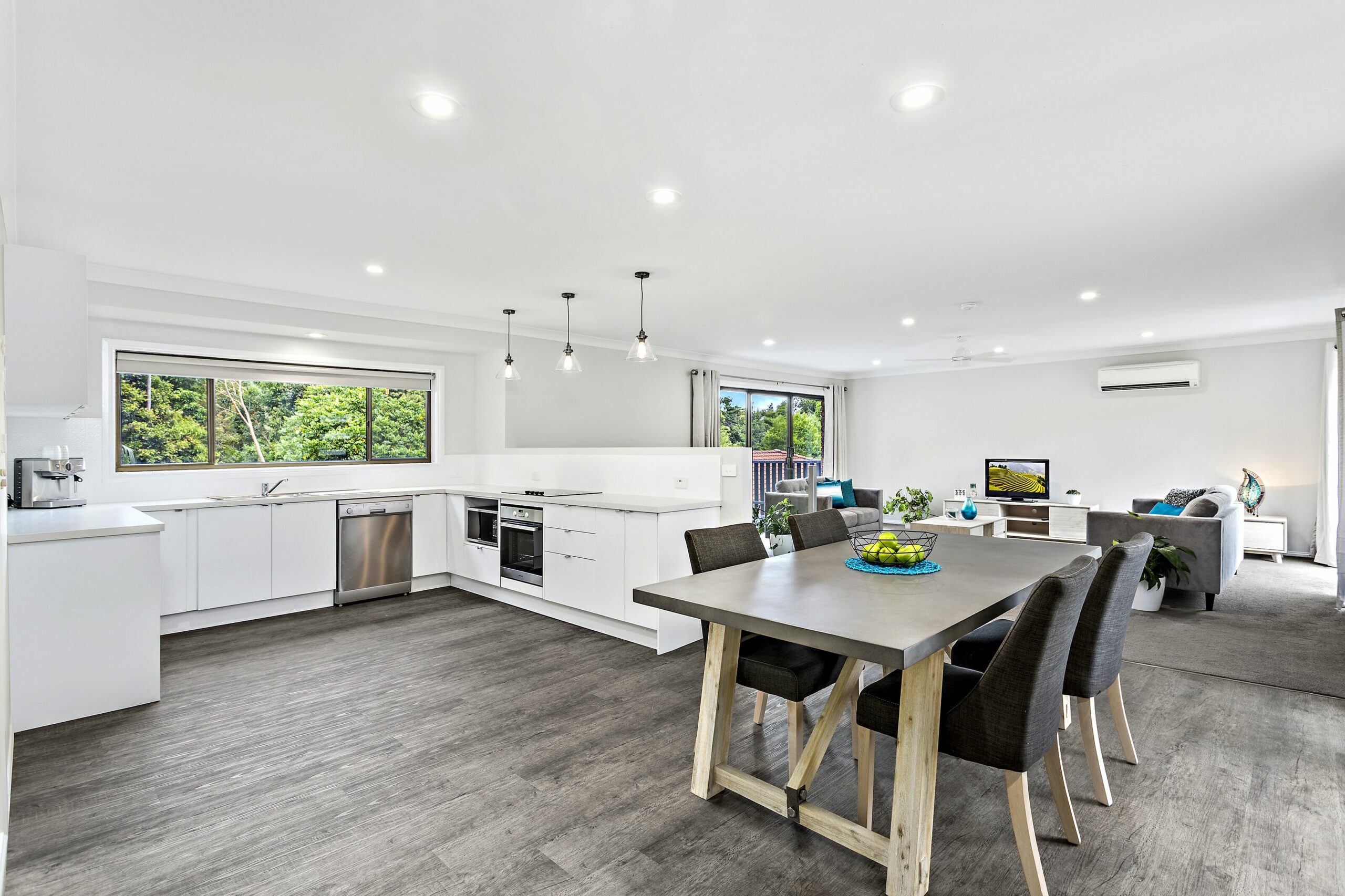 Feel at Home Away From Home – Quiet Area, Complimentary Wifi, Netflix